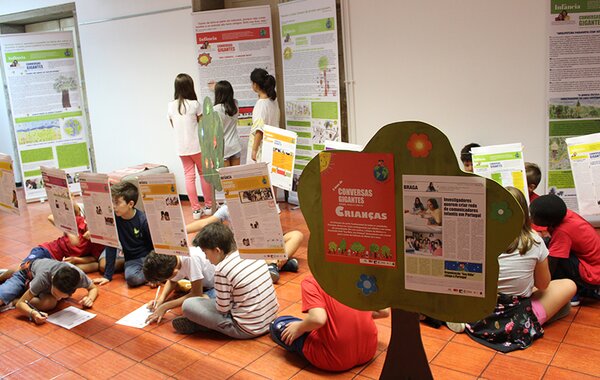 Exposicao conversas gigantes 1 600 380